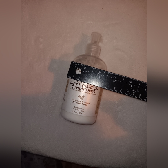 NWOT Shea Moisture Daily Hydration Shampoo & Conditioner 13oz - Picture 4 of 6